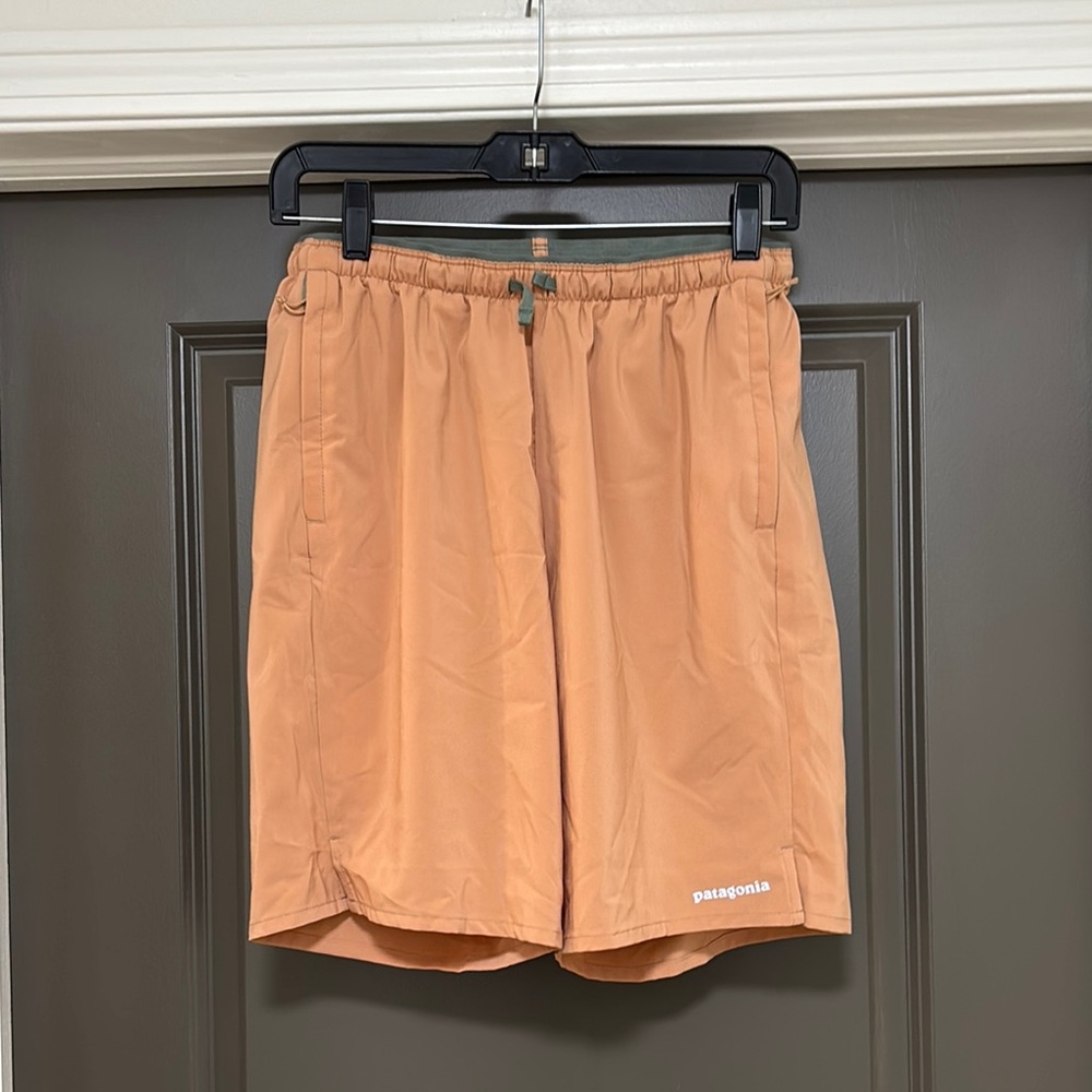 Patagonia 8” trail shorts S NWT